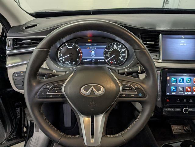 Used 2023 INFINITI QX50 Luxe AWD/4WD image 17