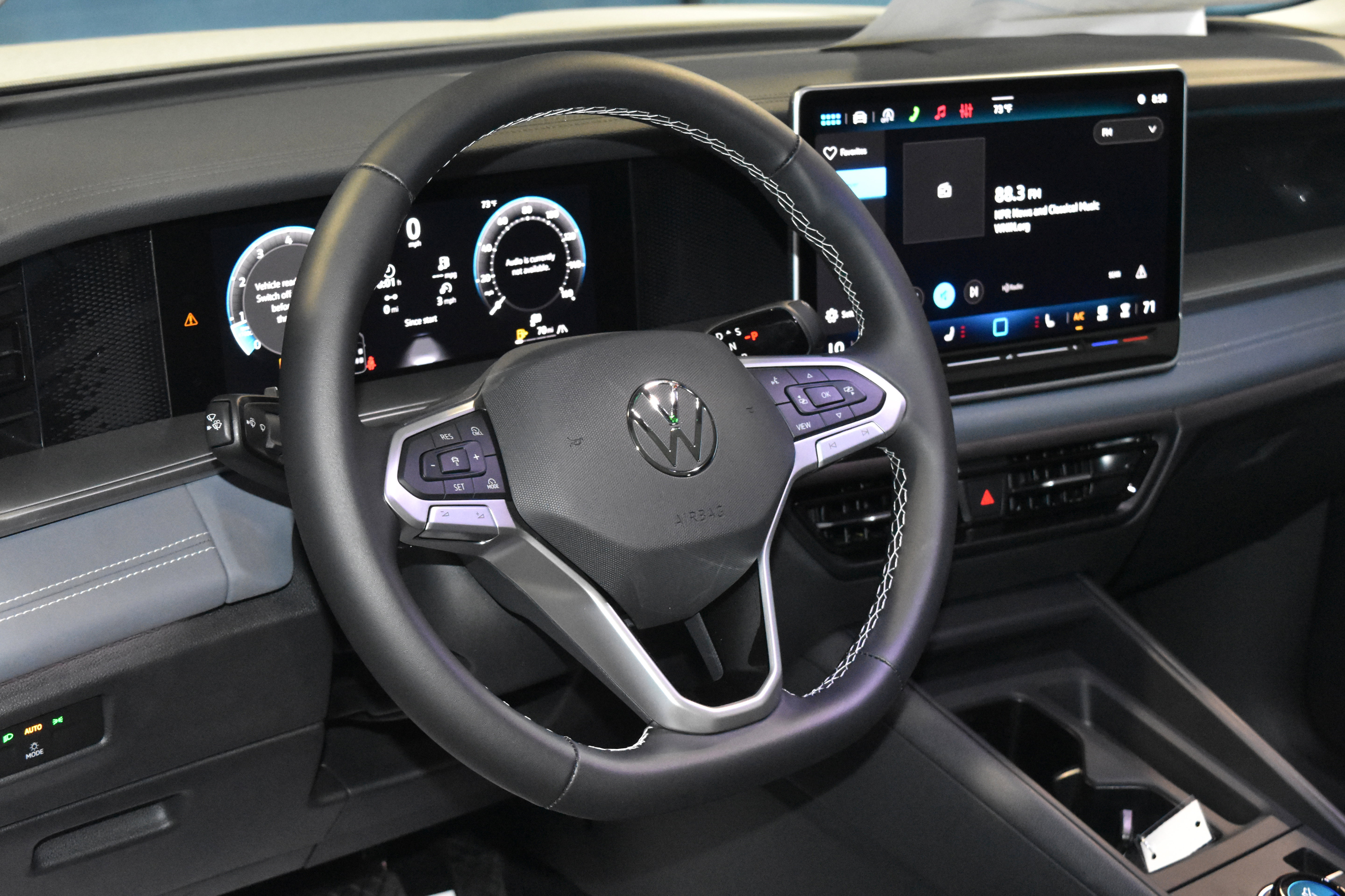 New 2026 Volkswagen Tiguan SE AWD/4WD image 2
