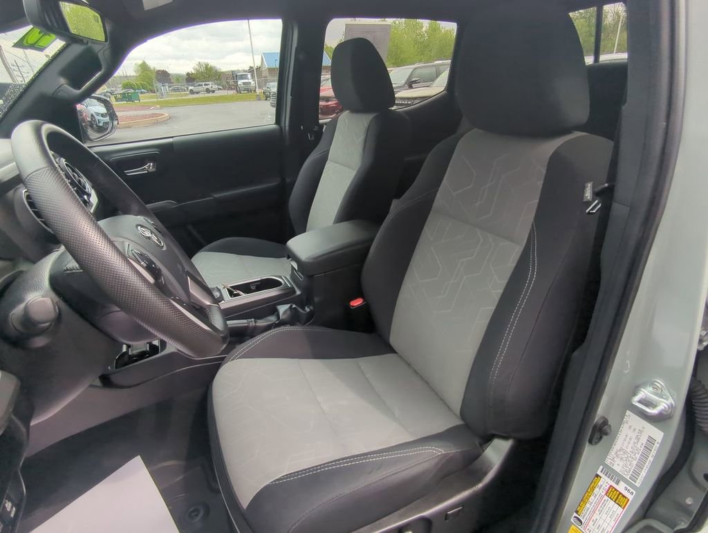 Used 2023 Toyota Tacoma TRD Sport w/ Black Out Package (TMS) AWD/4WD image 11