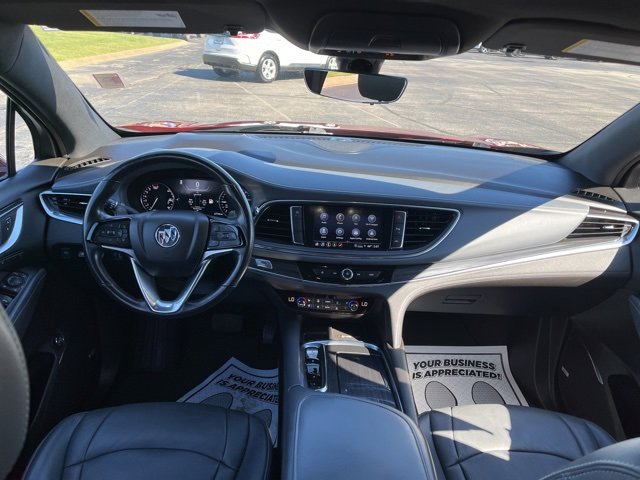 Used 2024 Buick Enclave Premium image 18