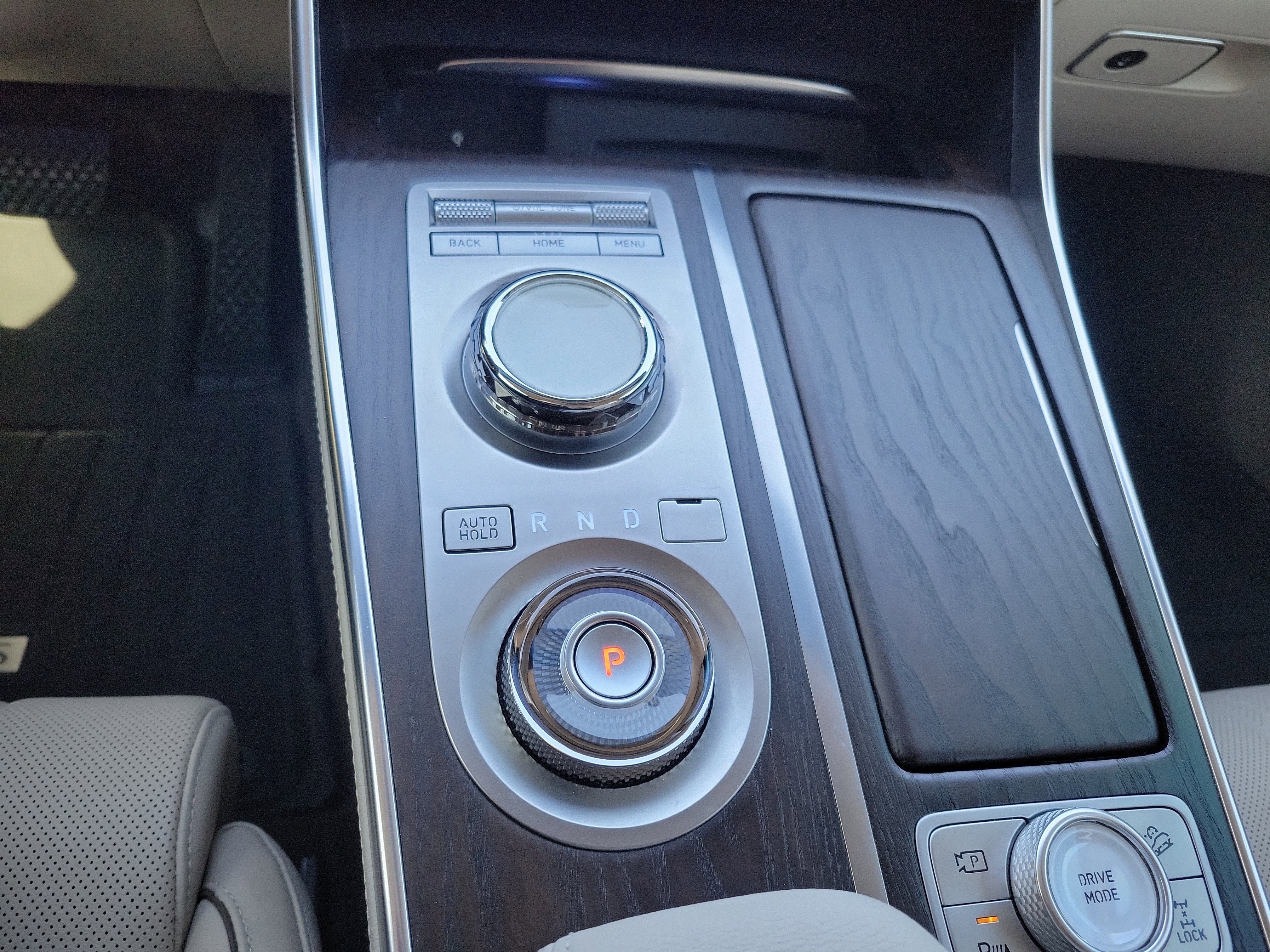 Used 2024 Genesis GV80 3.5T w/ Advanced Package image 20