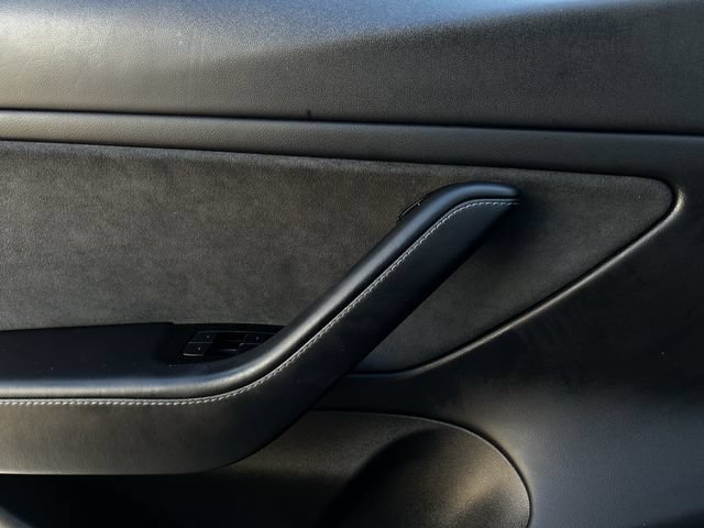 Used 2019 Tesla Model 3 Long Range AWD/4WD image 23