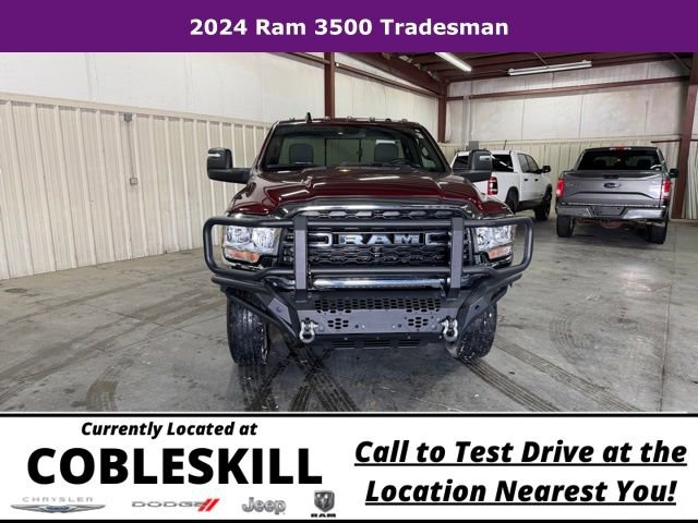Used 2024 RAM 3500 Tradesman w/ Chrome Appearance Group image 2