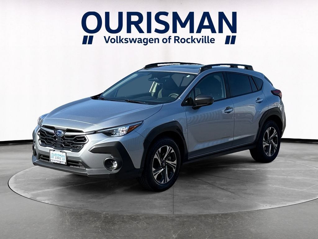 Used 2024 Subaru Crosstrek 2.0i Premium AWD/4WD image 2