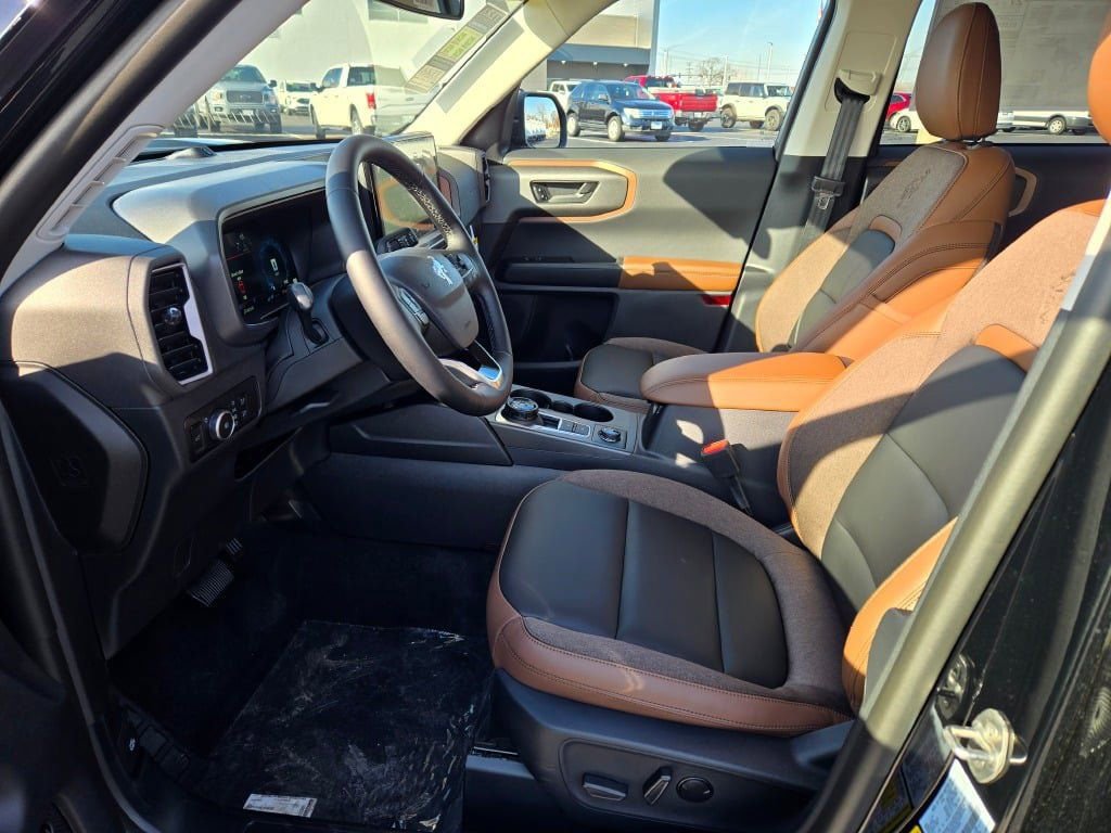 New 2025 Ford Bronco Sport Outer Banks w/ Outer Banks Tech Package+ image 21