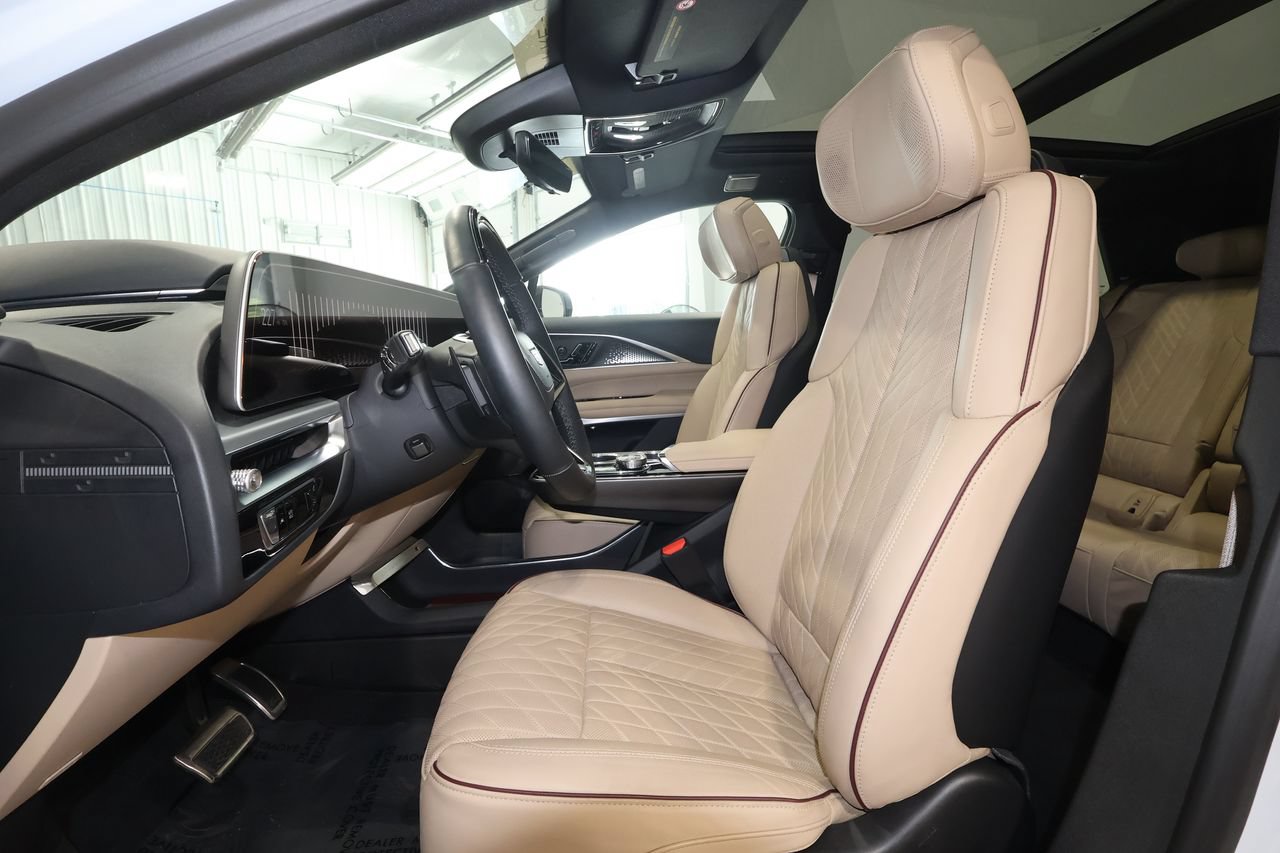 Certified 2026 Cadillac Lyriq Signature Luxury w/ Nappa Leather Package AWD/4WD image 22
