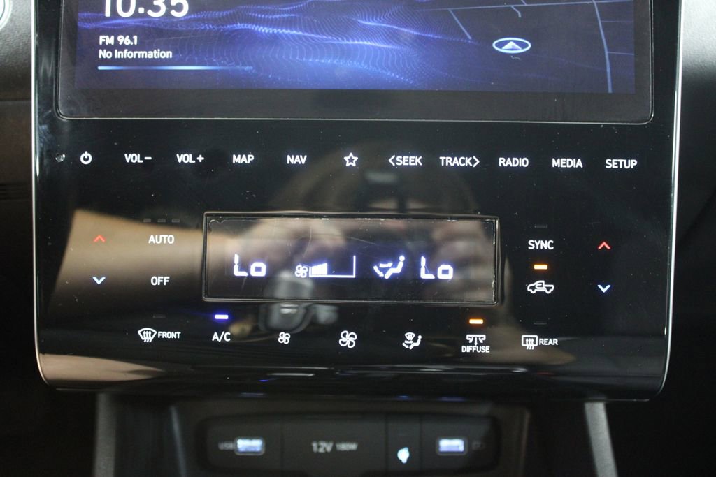 Used 2023 Hyundai Santa Cruz SEL Premium image 41