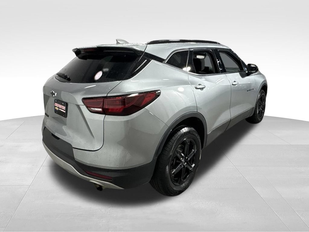 Used 2023 Chevrolet Blazer LT w/ Convenience Package FWD image 10