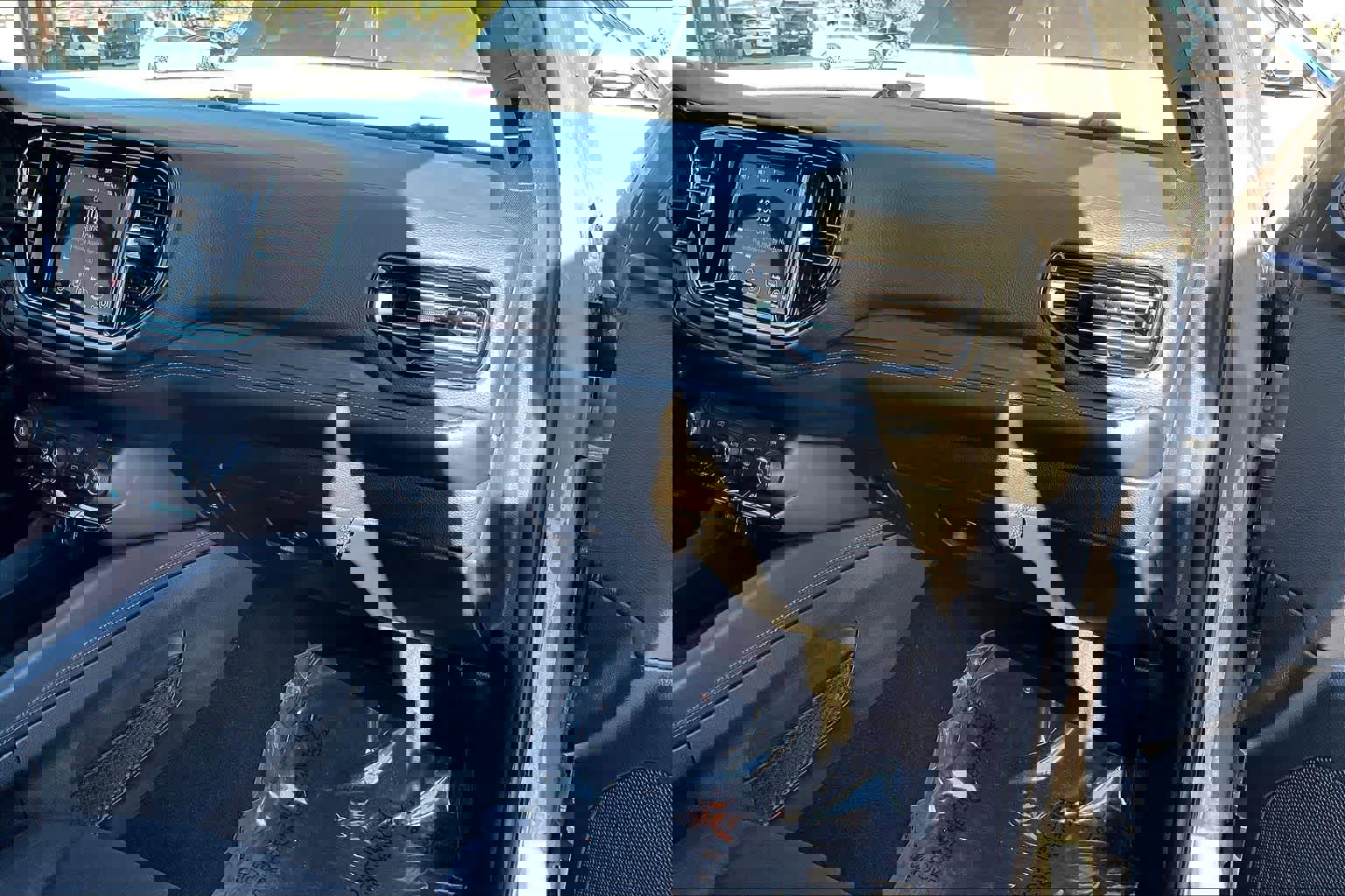 Used 2023 Dodge Durango SXT Launch Edition image 49