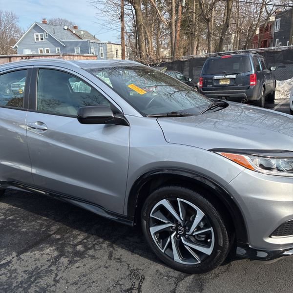 Certified 2019 Honda HR-V Sport image 12
