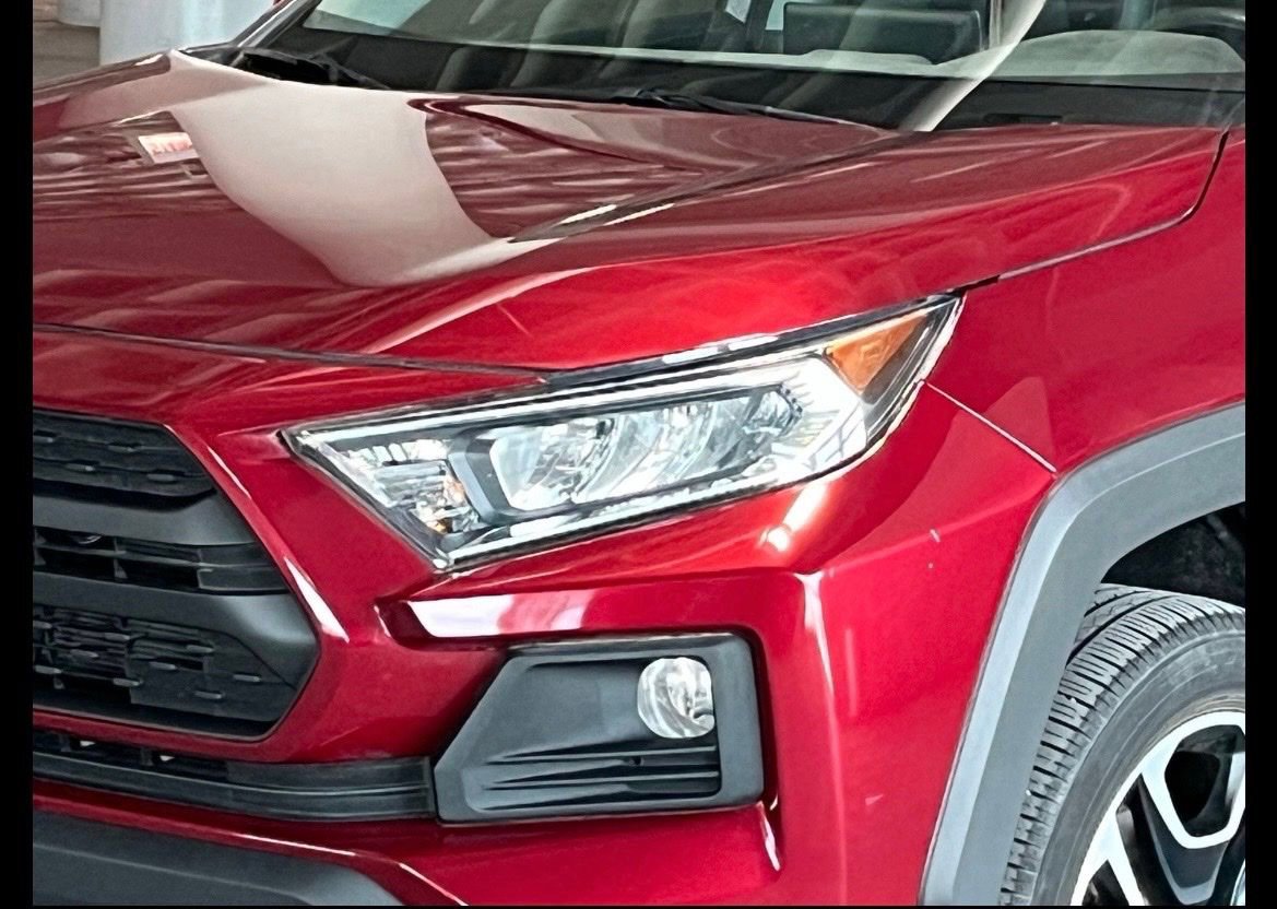 Used 2019 Toyota RAV4 Adventure w/ Cold Weather Package AWD/4WD image 5