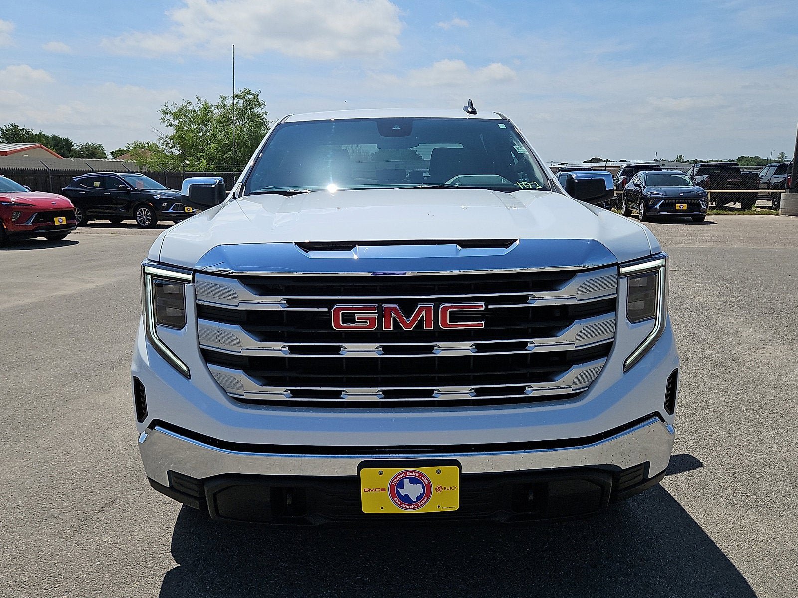 New 2026 GMC Sierra 1500 SLE AWD/4WD image 8