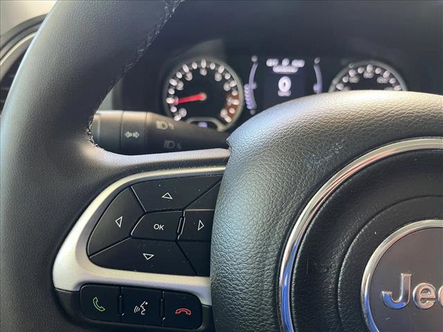 Used 2020 Jeep Renegade Latitude w/ Popular Equipment Group image 19