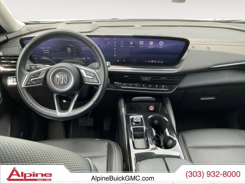 Used 2024 Buick Envision Preferred AWD/4WD image 10