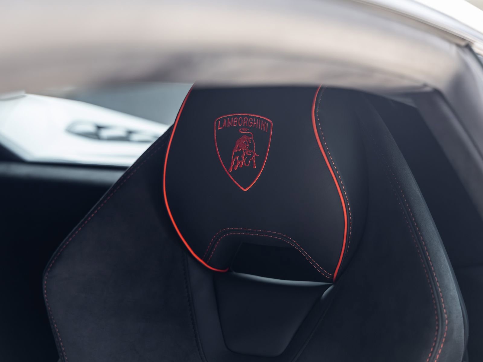 Used 2023 Lamborghini Huracan Tecnica RWD image 32