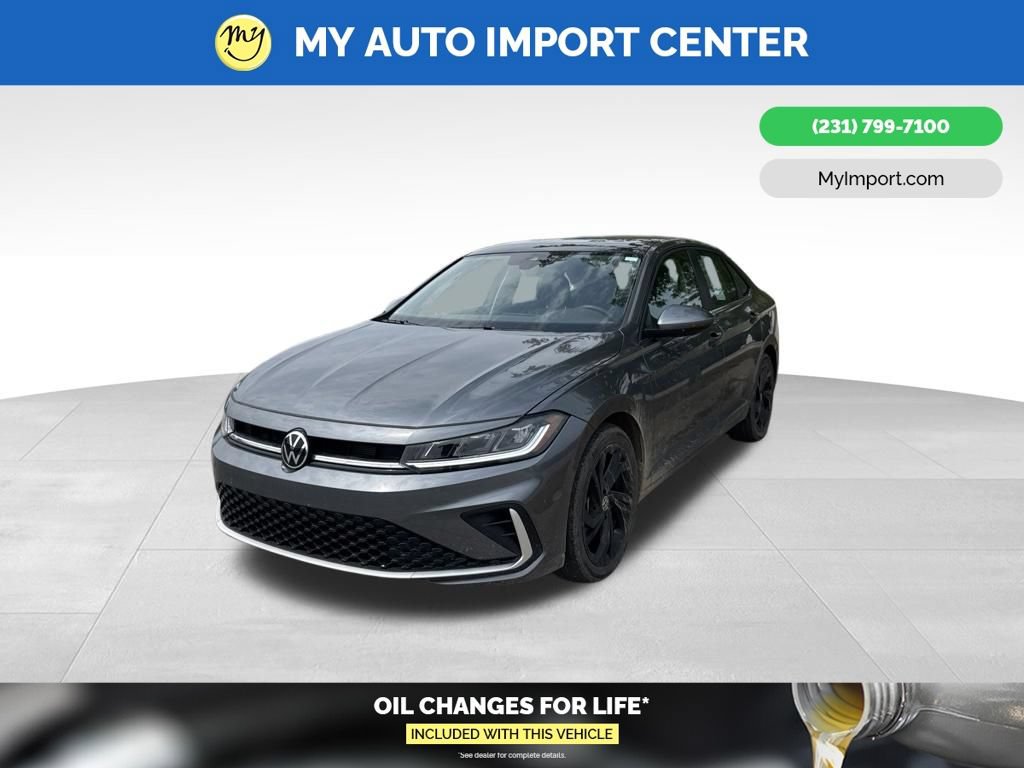 Used 2025 Volkswagen Jetta SE w/ Sunroof Package FWD image 3
