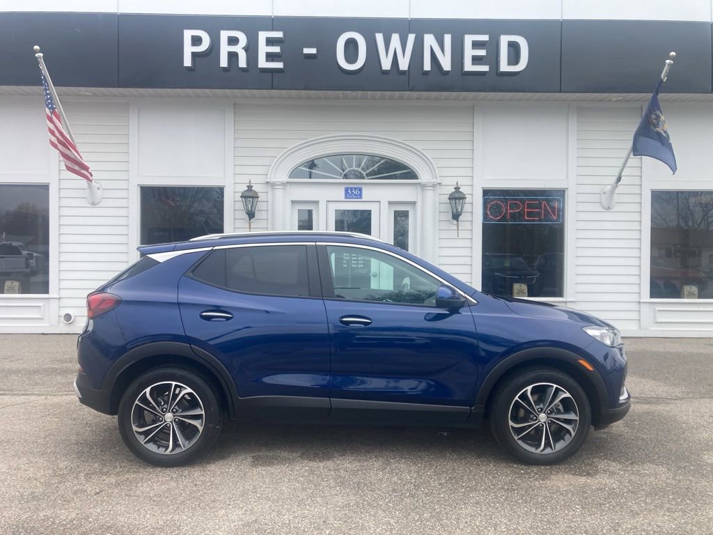 Certified 2023 Buick Encore GX Select w/ Safety Package II FWD image 4