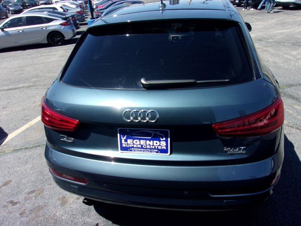 Used 2018 Audi Q3 2.0T Premium Plus w/ Premium Plus Package AWD/4WD image 5