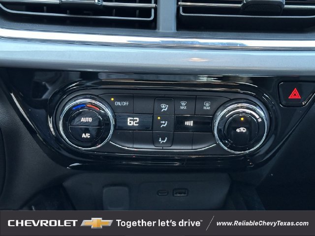Used 2026 Chevrolet Trax LT FWD image 19