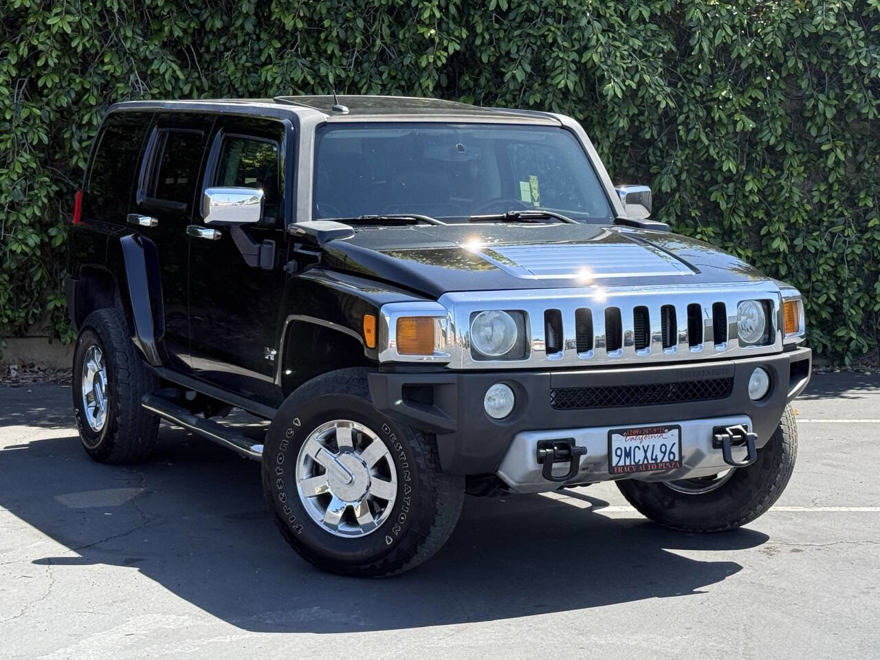 Used 2009 HUMMER H3 Alpha AWD/4WD image 1
