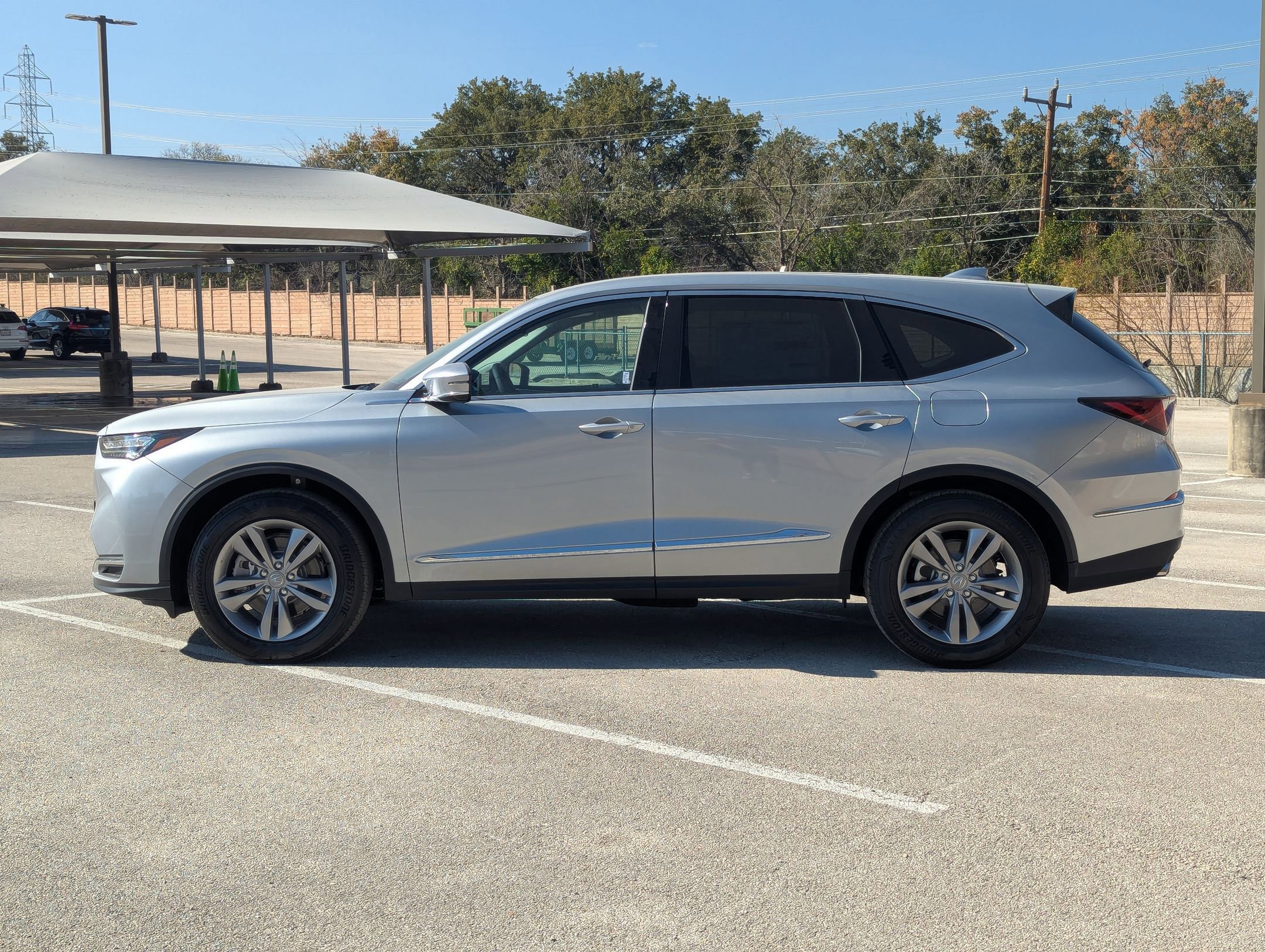 New 2026 Acura MDX SH-AWD image 7