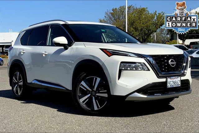 Used 2023 Nissan Rogue Platinum image 2