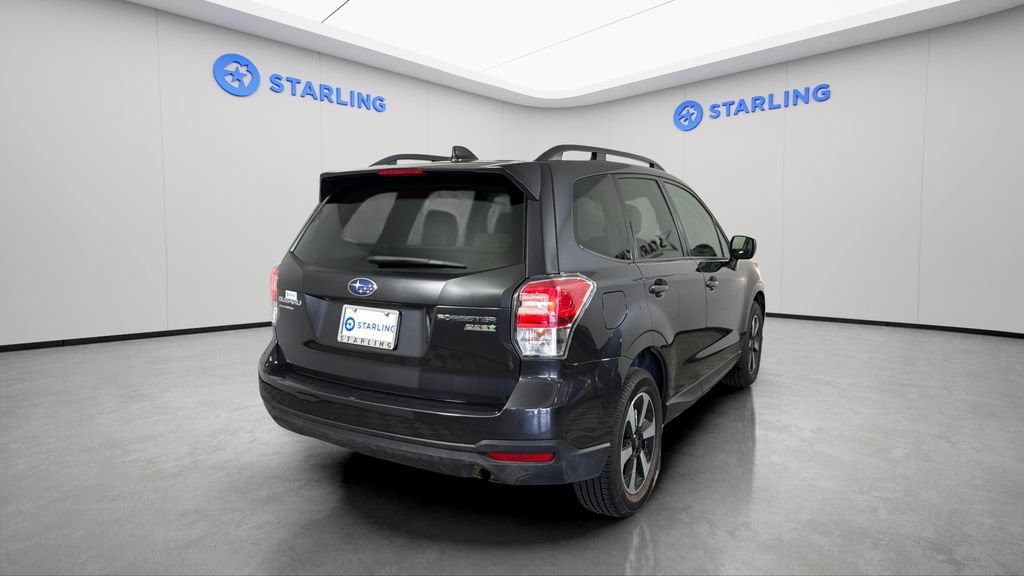 Used 2017 Subaru Forester 2.5i Premium w/ All-Weather Package AWD/4WD image 8