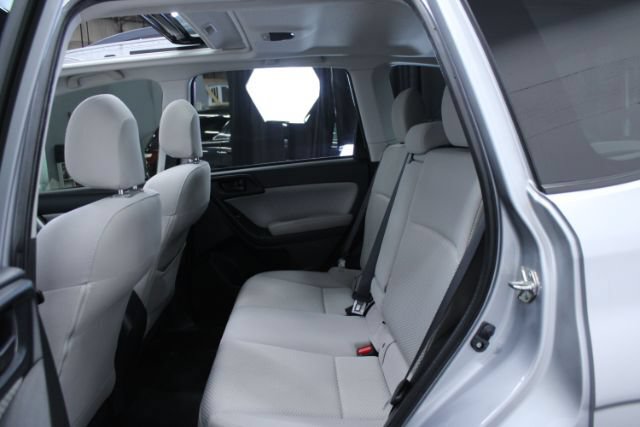 Used 2018 Subaru Forester 2.5i Premium w/ All-Weather Package AWD/4WD image 22