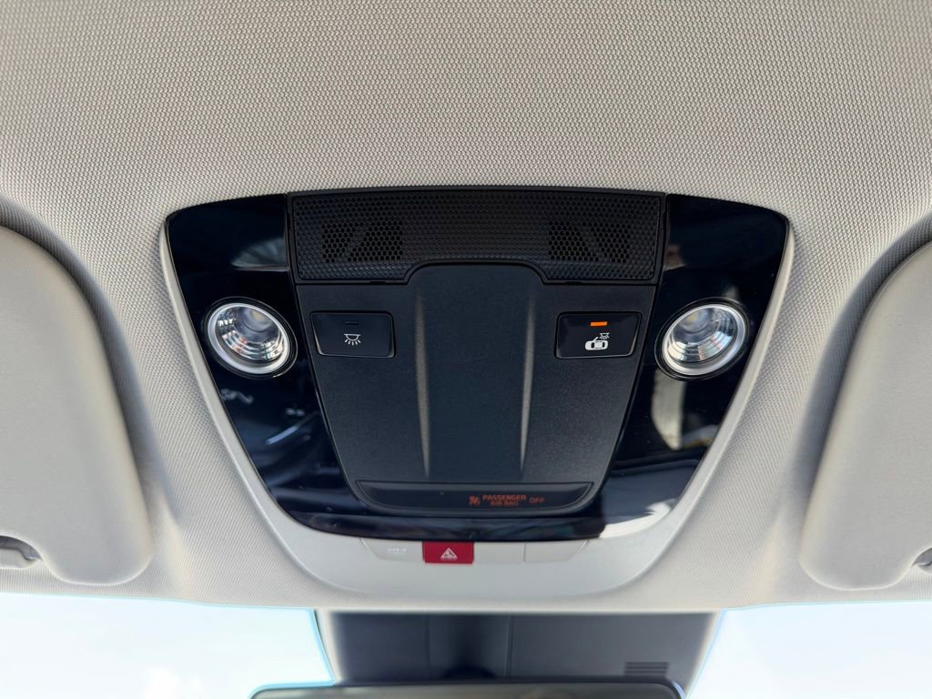 Used 2024 Kia EV6 Light AWD/4WD image 29