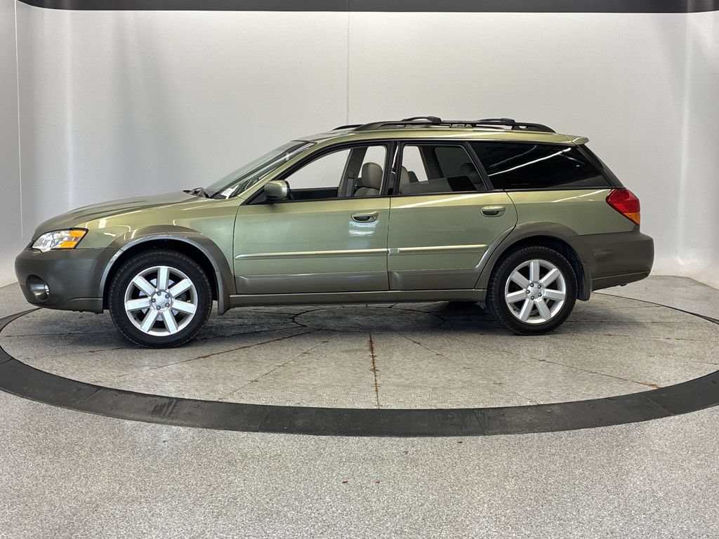 Used 2006 Subaru Outback 2.5i Limited w/ Popular Equipment Group 2B AWD/4WD image 2