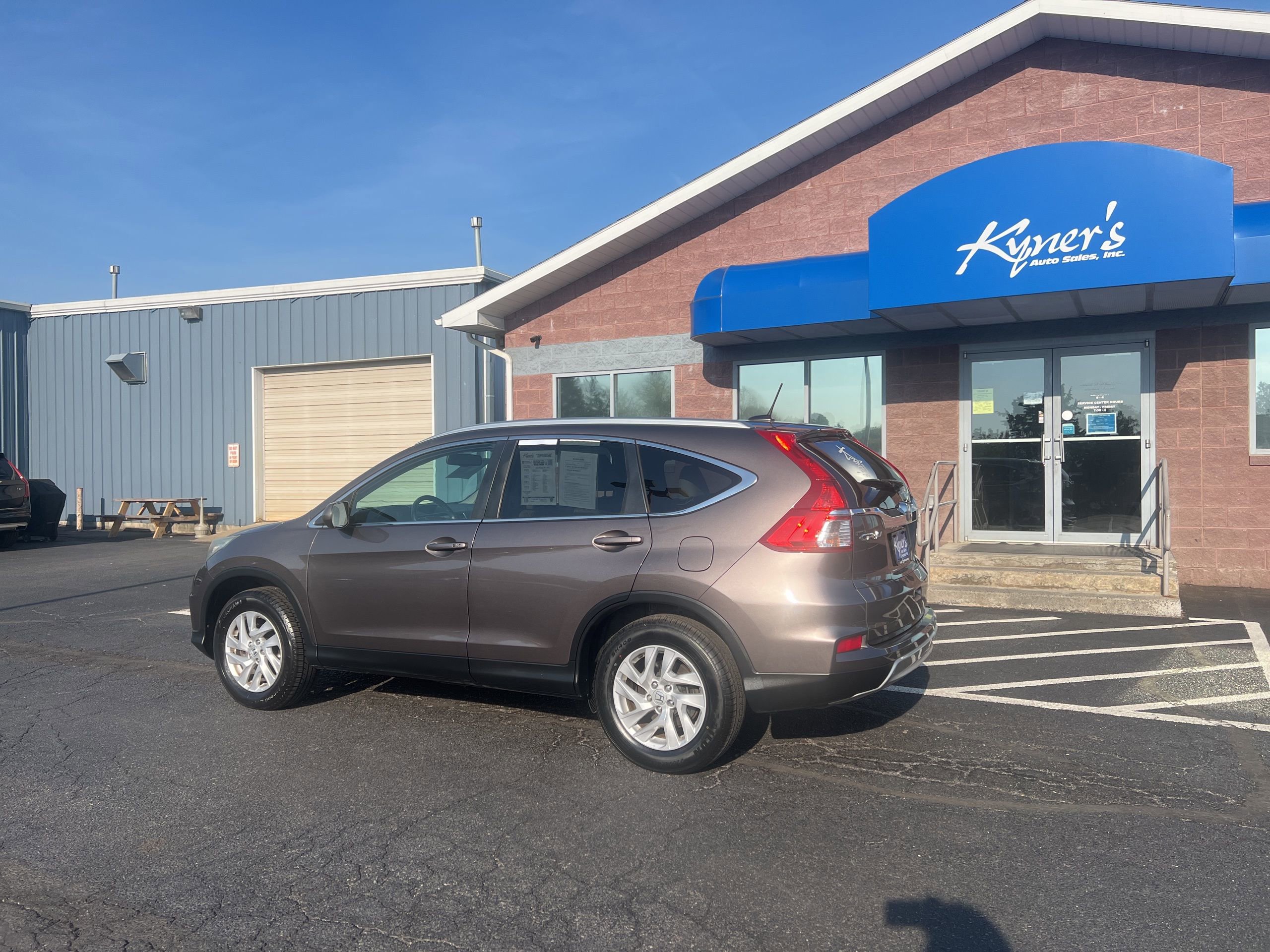 Used 2016 Honda CR-V EX-L image 4