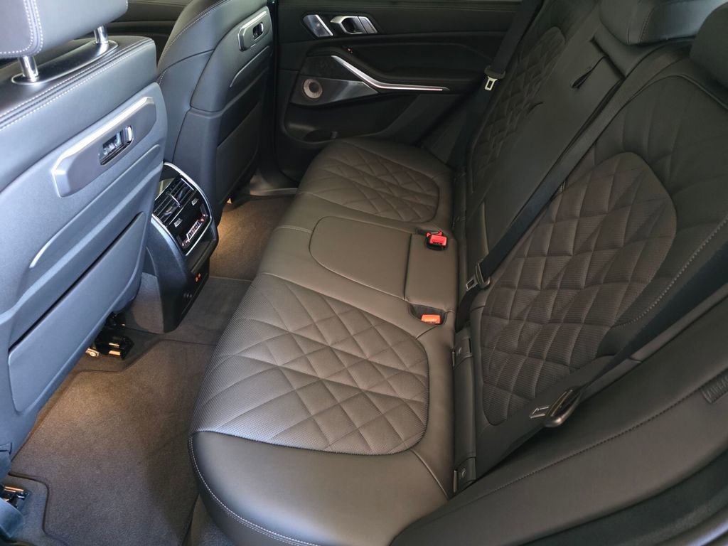 New 2026 BMW X5 M60i AWD/4WD image 12