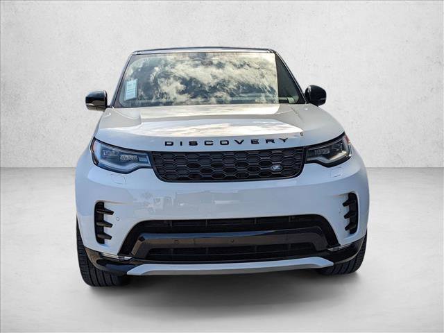 New 2025 Land Rover Discovery Dynamic SE image 7
