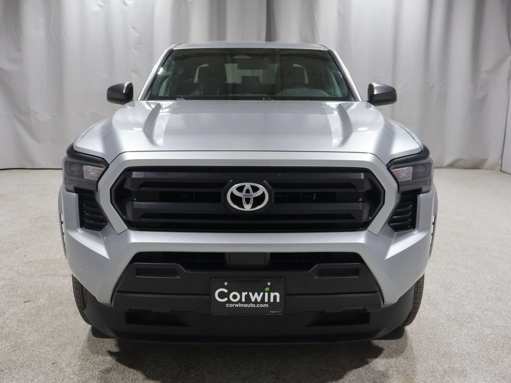 Used 2025 Toyota Tacoma SR w/ SR Upgrade Package AWD/4WD image 9