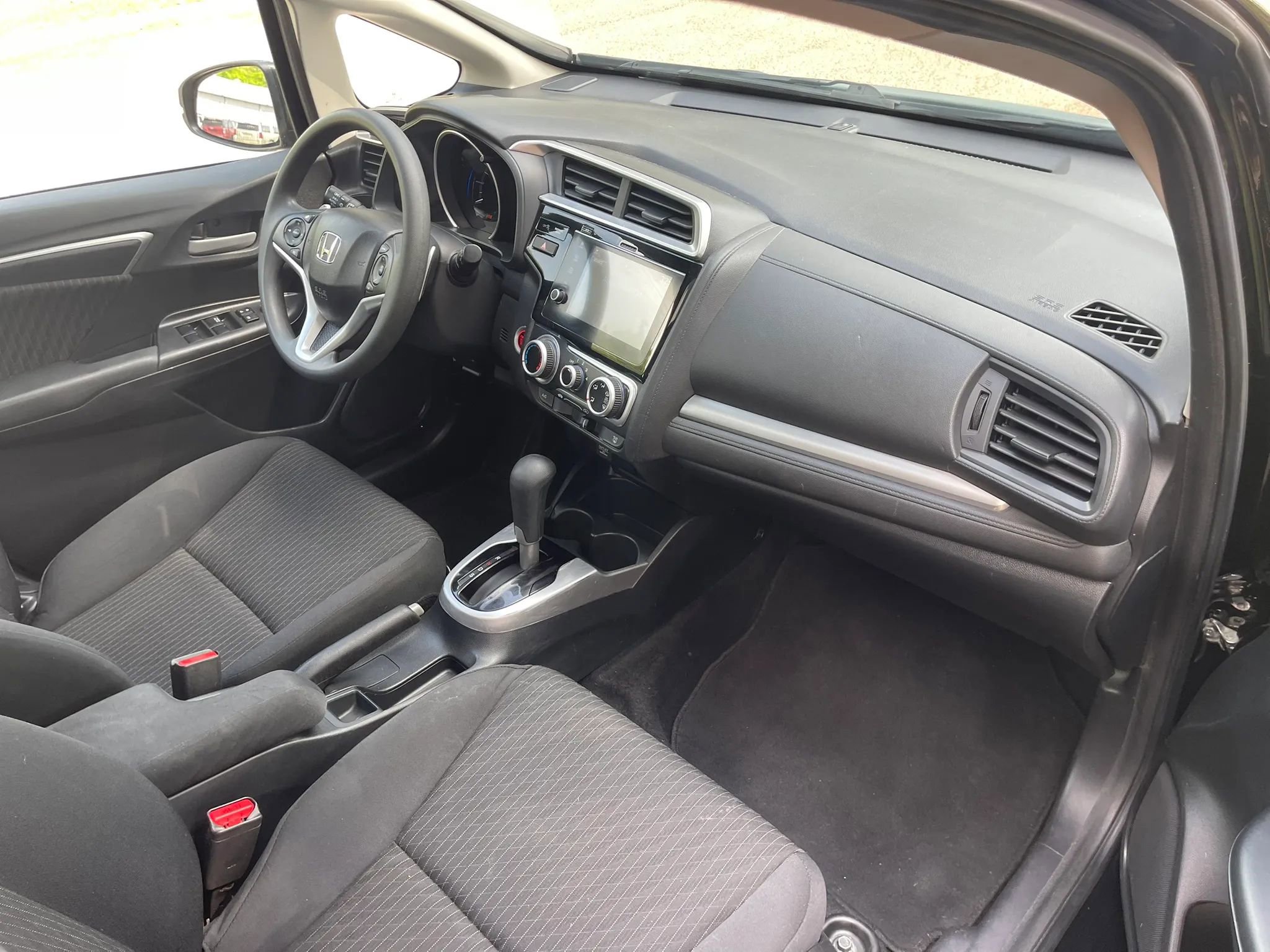 Used 2018 Honda Fit EX image 14