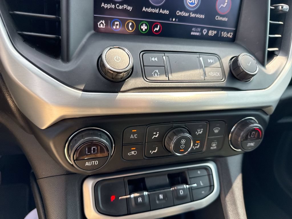 Used 2021 GMC Acadia SLE FWD image 19