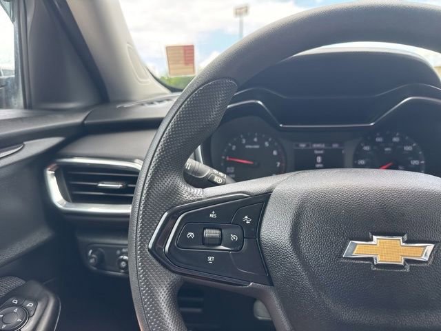 Used 2022 Chevrolet TrailBlazer LT w/ Driver Confidence Package AWD/4WD image 7