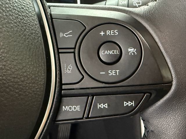 Used 2025 Toyota RAV4 XLE Premium AWD/4WD image 11