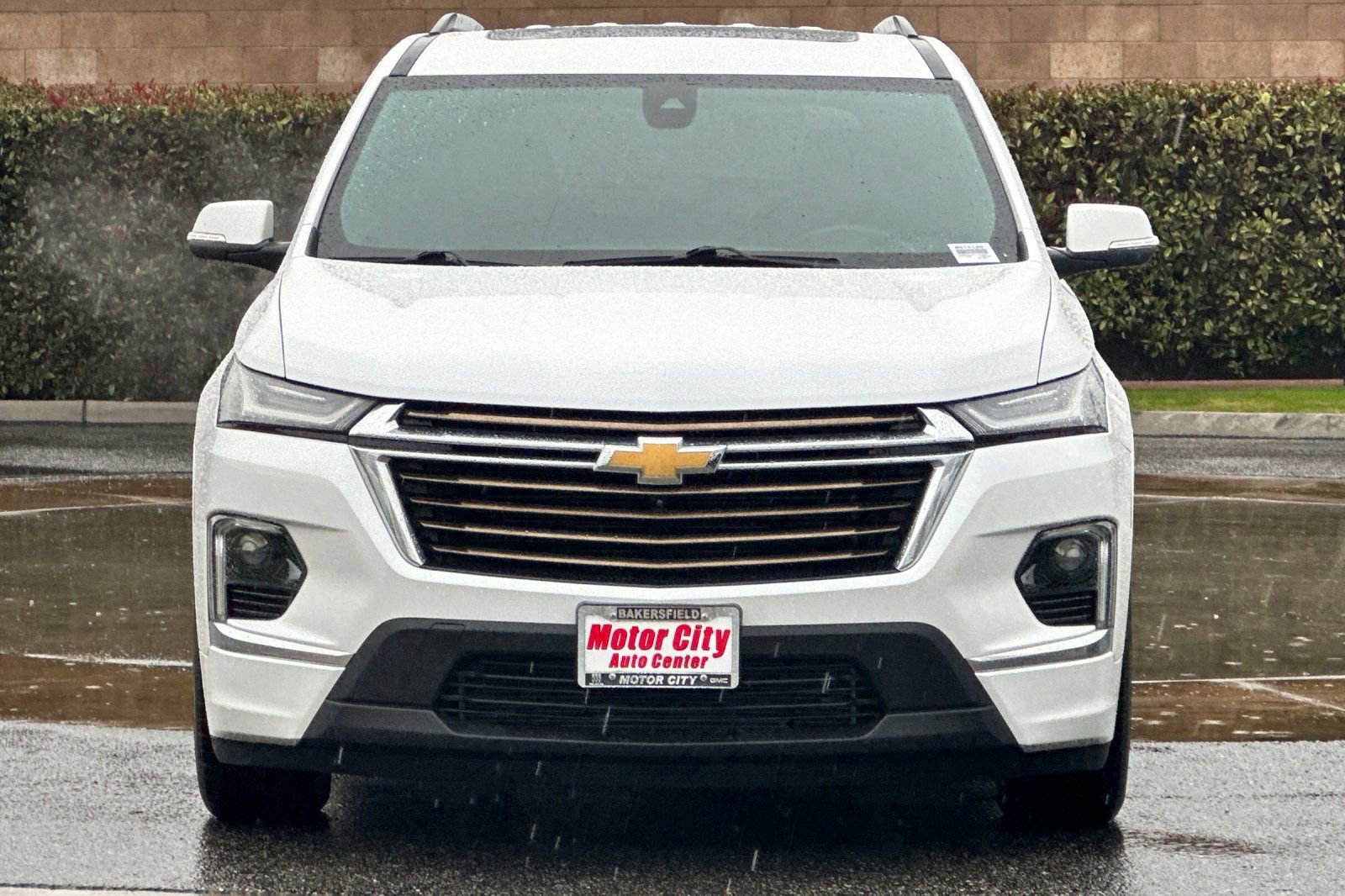 Used 2023 Chevrolet Traverse High Country w/ LPO, Floor Liner Package image 9