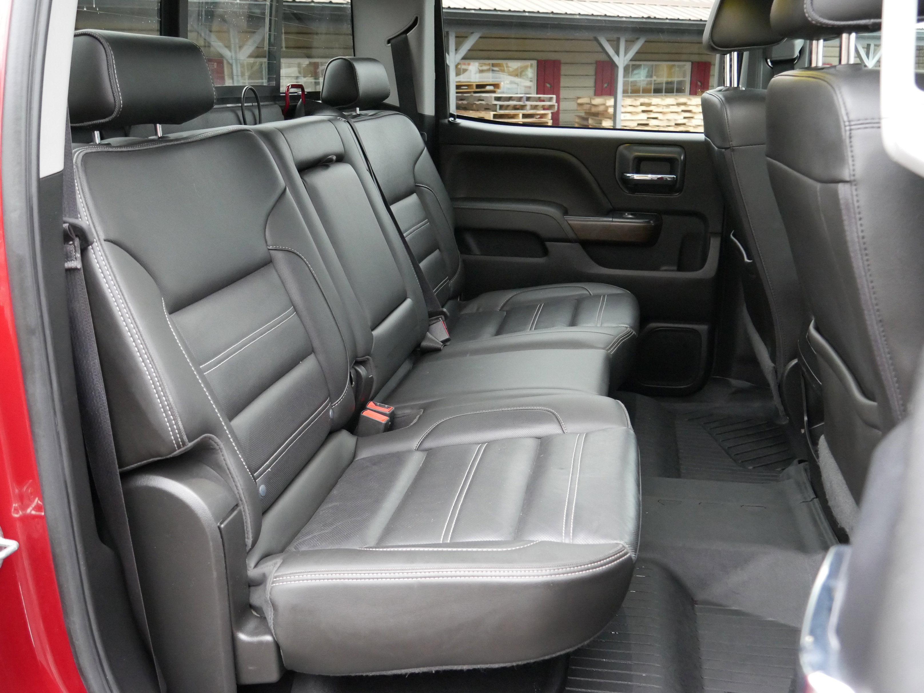 Used 2019 GMC Sierra 2500 Denali image 28