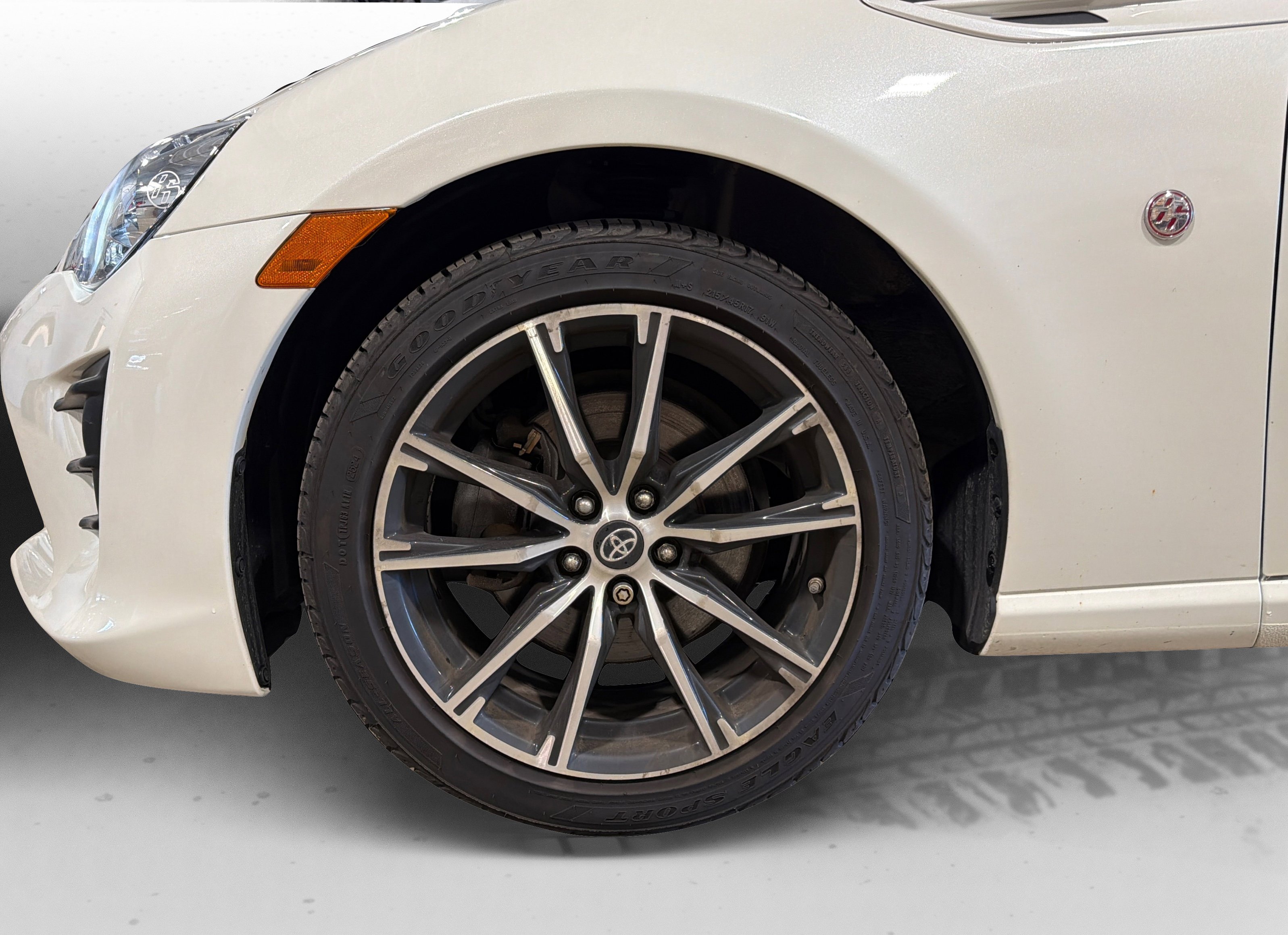 Used 2019 Toyota 86 RWD image 45