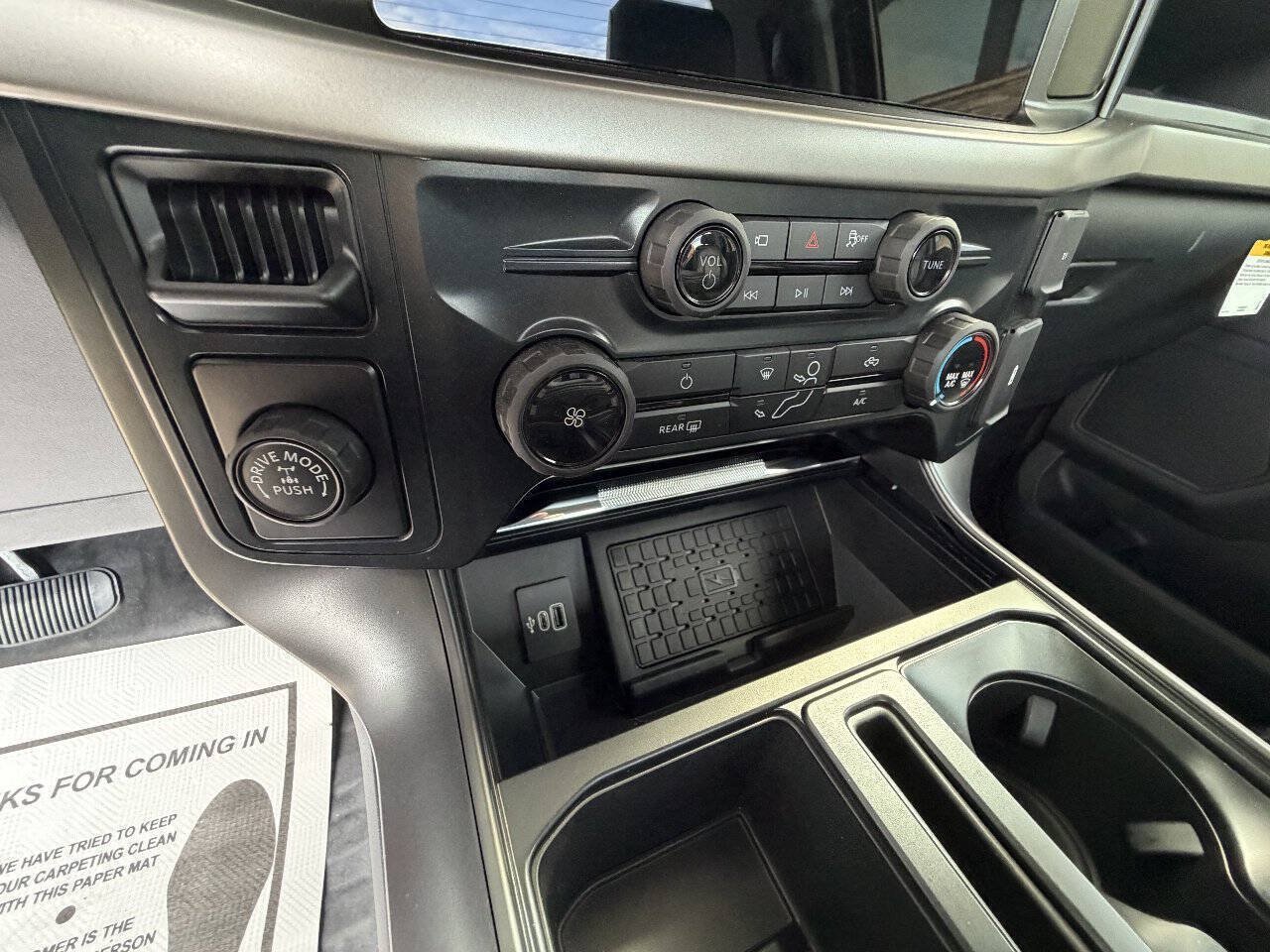 Used 2025 Ford F150 XL RWD image 27