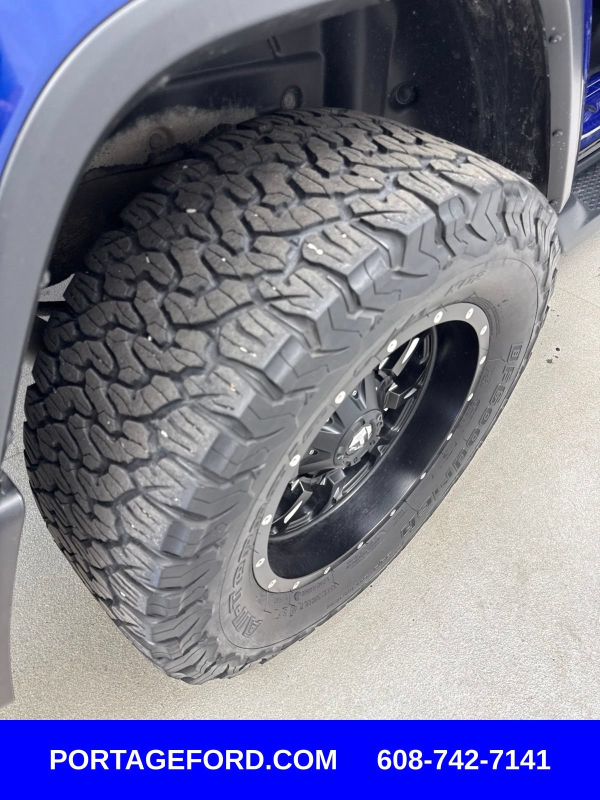 Used 2018 Jeep Wrangler Unlimited Sahara w/ Cold Weather Group AWD/4WD image 42