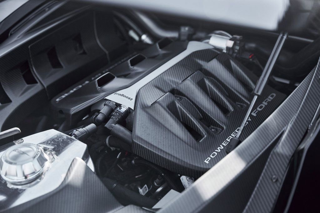 Used 2020 Ford GT Carbon Series image 36