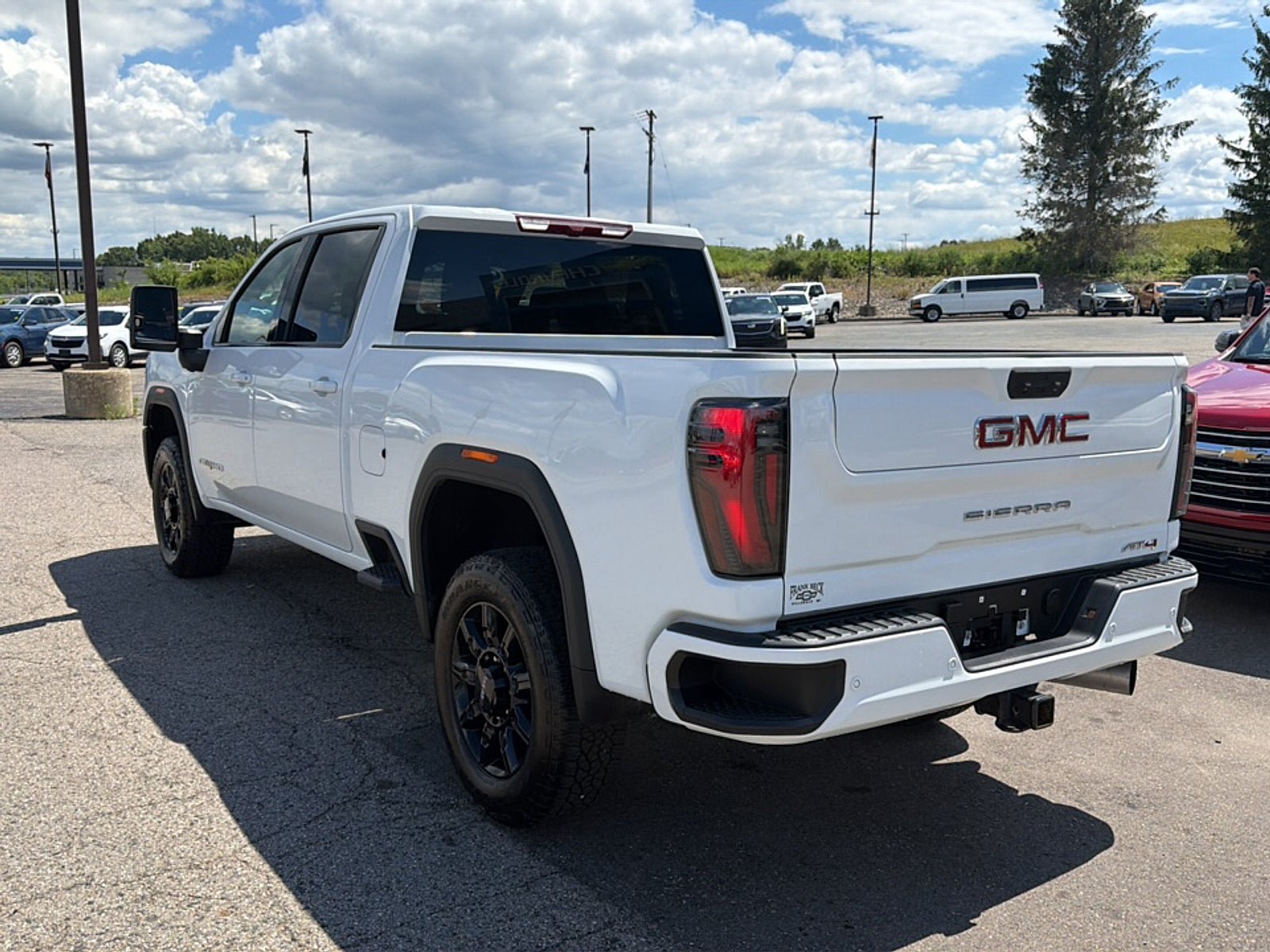 Used 2025 GMC Sierra 2500 AT4 AWD/4WD image 6