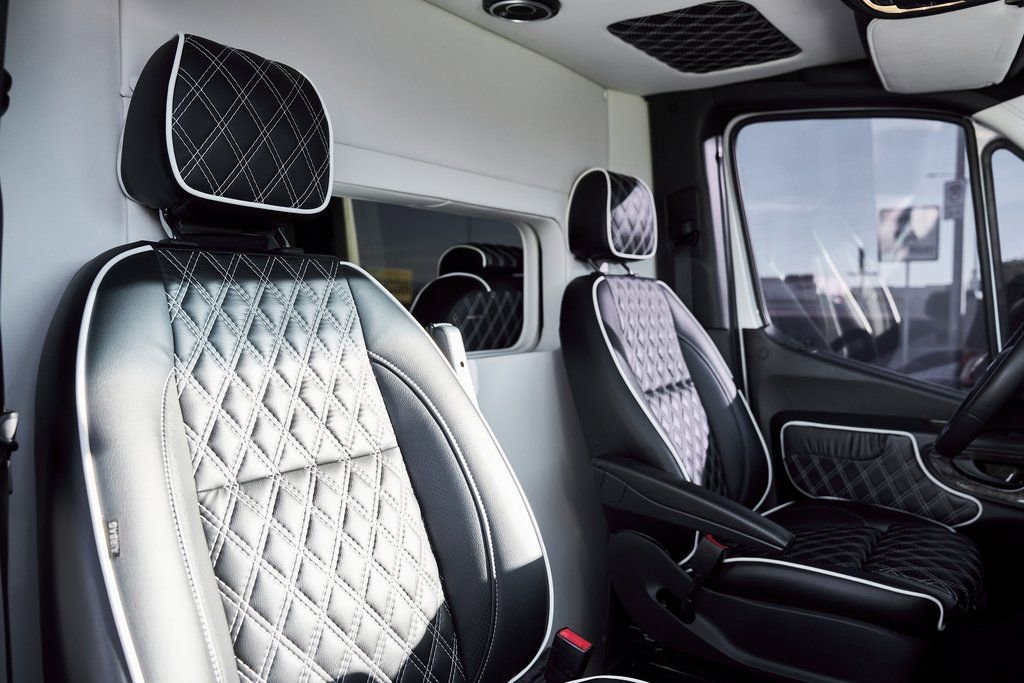 Used 2019 Mercedes-Benz Sprinter 144 image 41