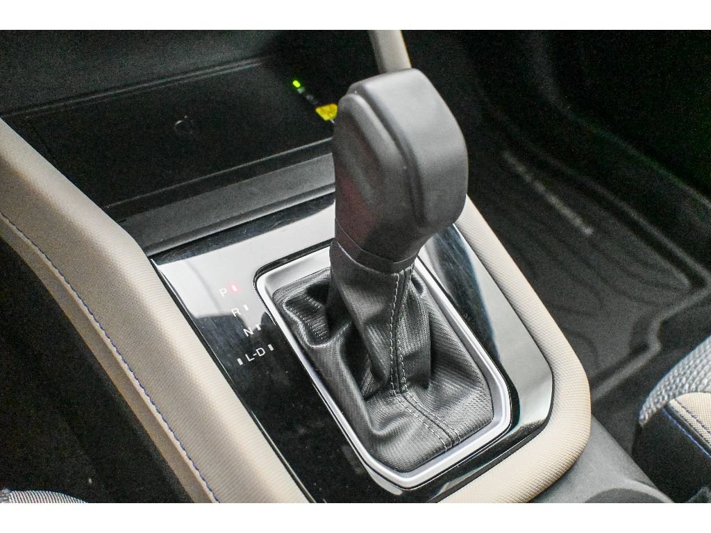 Used 2025 Subaru Forester Premium image 38