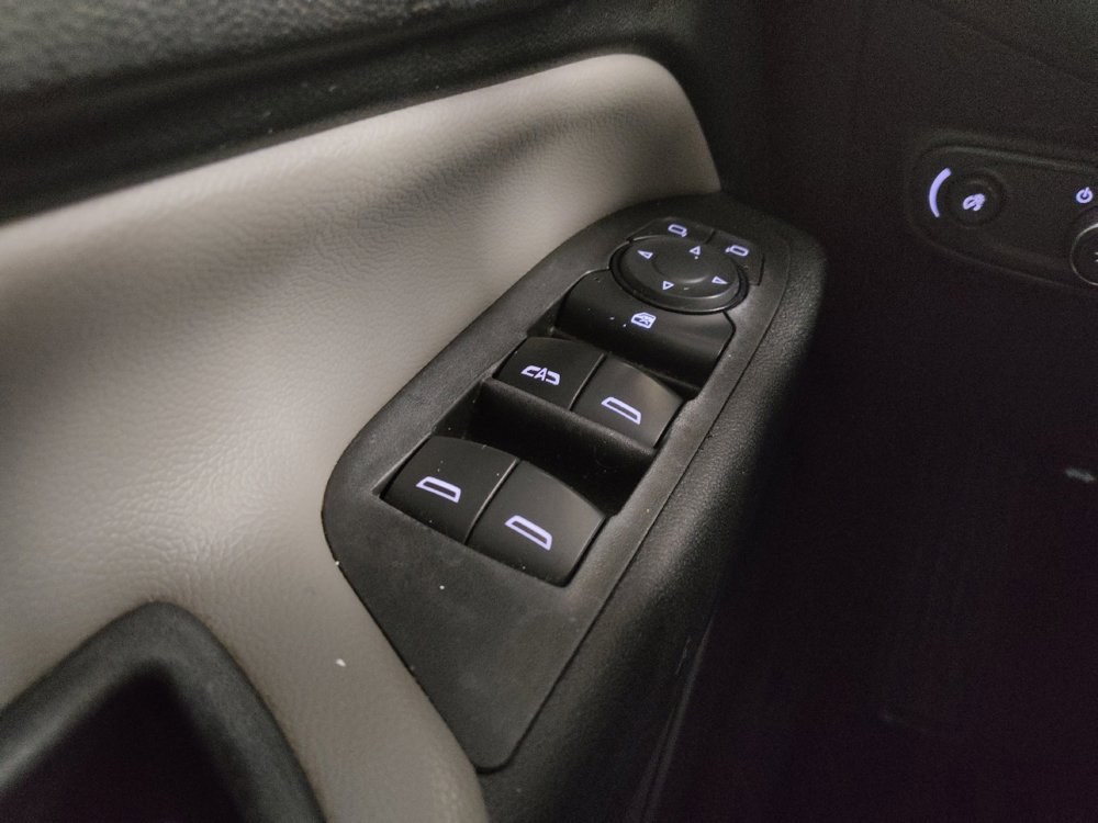 Used 2022 Chevrolet Equinox LT FWD image 27