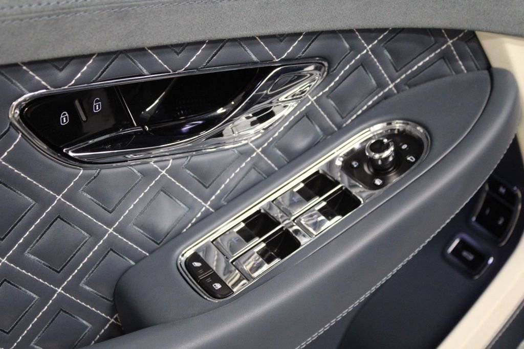 Used 2024 Bentley Continental GT Speed image 17