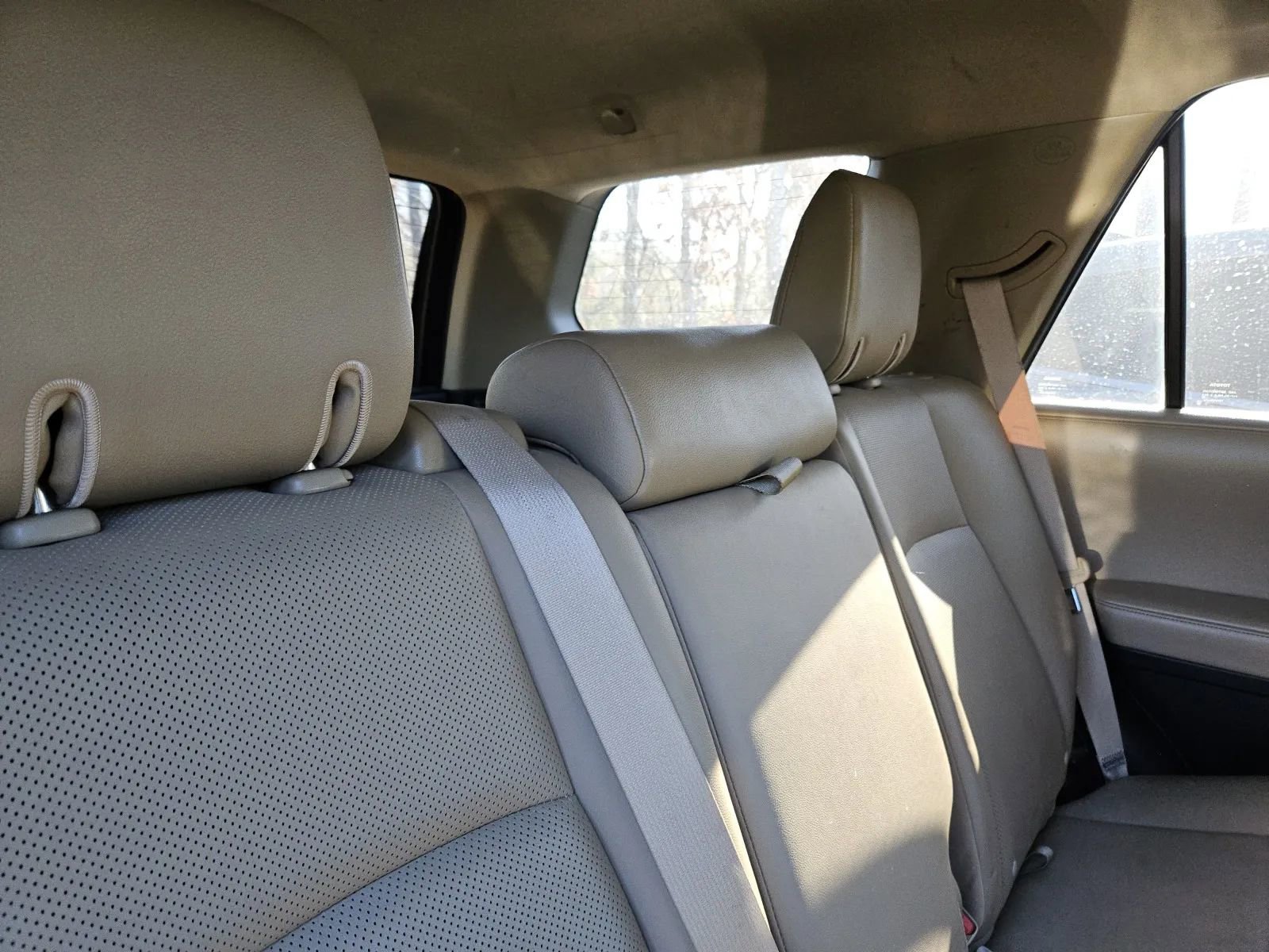 Used 2016 Toyota 4Runner Limited image 12